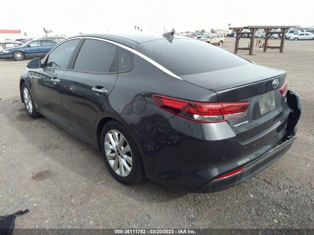 KIA Optima S 2018 5XXGT4L3XJG231099 Image 3
