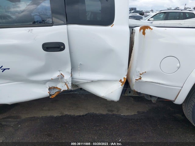 2000 DODGE DAKOTA SPORT VIN: 1B7GL22Z4YS611081