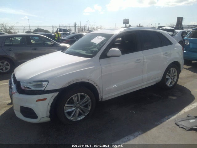 WA1BCCFS7HR010035 Audi Q3 PREMIUM