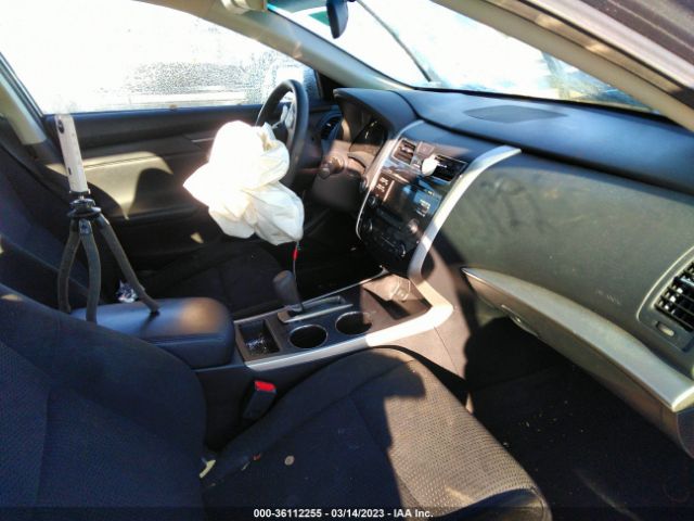 1N4AL3AP0FN861575 Nissan Altima 2.5 S