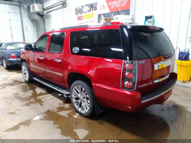 2013 GMC YUKON XL DENALI VIN: 1GKS2MEF4DR189331