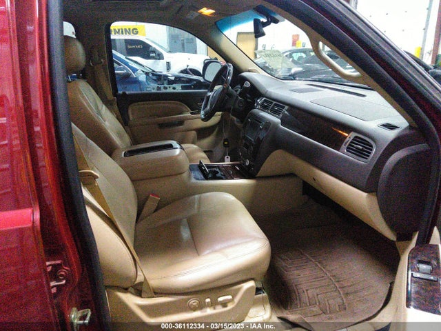 2013 GMC YUKON XL DENALI VIN: 1GKS2MEF4DR189331
