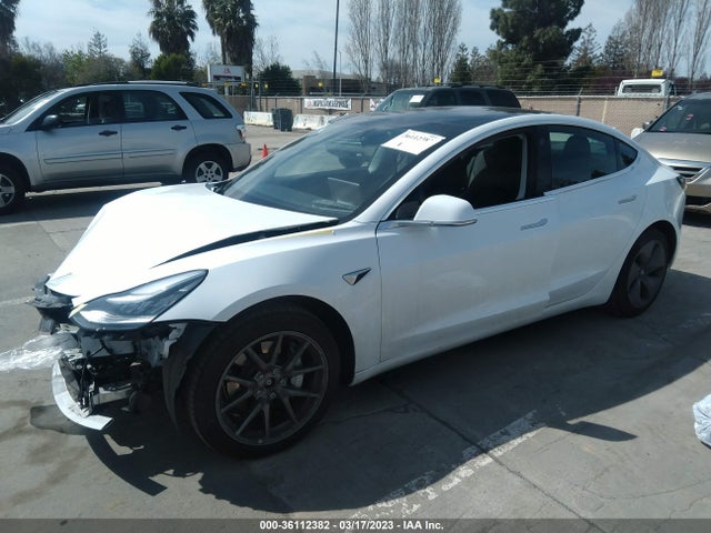 Tesla Model 3 Long Range 2020 5YJ3E1EBXLF746525 Image 2