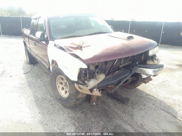 2000 CHEVROLET SILVERADO 1500 LT VIN: 1GCEK19T8YZ319009