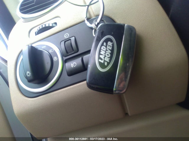 Land Rover LR4 HSE 2012 SALAG2D45CA649082 Image 3