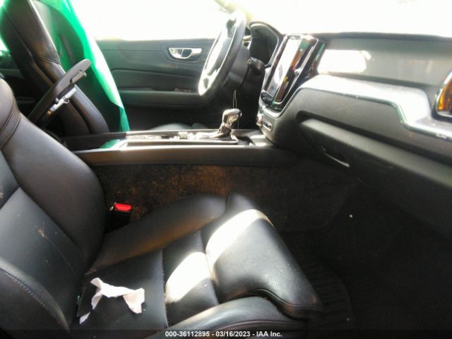 LYV102DK9KB224322 Volvo Xc60 Momentum