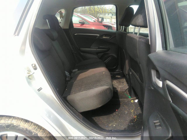 Honda FIT LX 2015 3HGGK5H57FM755207 Image 9