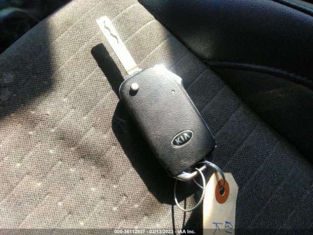 KNDEUCA29M7045303 KIA SELTOS S