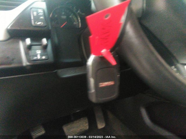 1GKS1GKC1JR161805 GMC Yukon Xl Slt