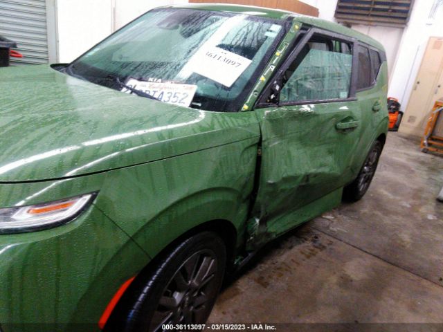 KNDJ33AU4L7043556 KIA SOUL EX