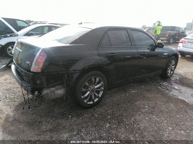 2C3CCAGG9EH311933 Chrysler 300 300s