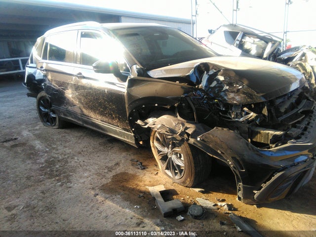 3VV3B7AXXNM075211 Volkswagen TIGUAN SE