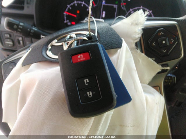 Toyota 4RUNNER SR5 2021 JTEEU5JR6M5241988 Image 3