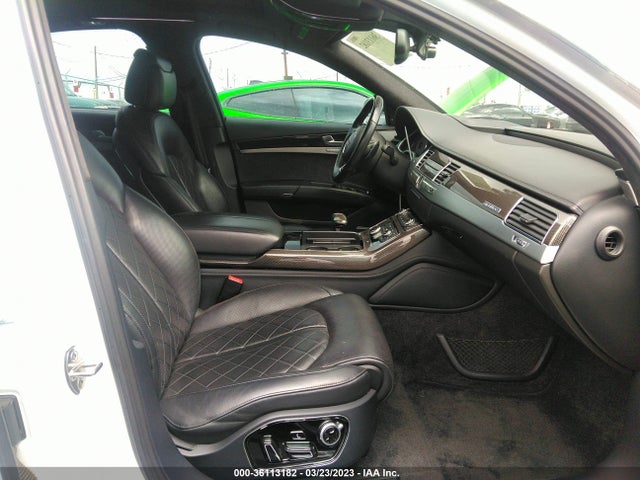 2015 Audi S8, VIN: WAUK2AFD4FN009361
