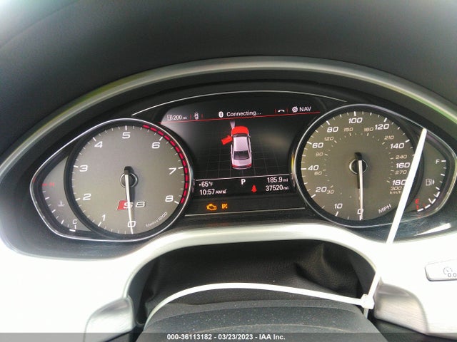 2015 Audi S8, VIN: WAUK2AFD4FN009361