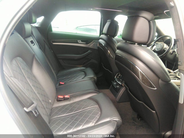 2015 Audi S8, VIN: WAUK2AFD4FN009361
