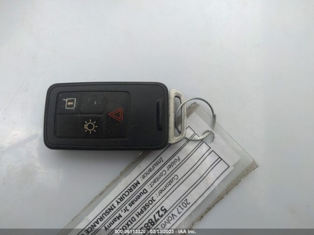 LYV402HK9HB133373 Volvo S60 INSCRIPTION