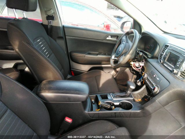 KNDPMCAC1J7379645 KIA Sportage Lx