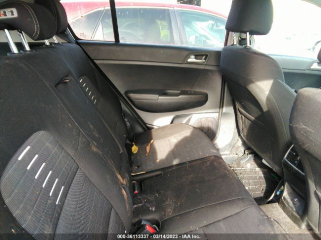 KNDPMCAC1J7379645 KIA Sportage Lx