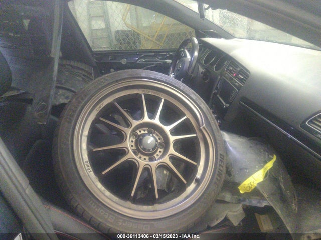 3VW547AU7HM075272 Volkswagen Golf Gti S/se/autobahn/sport
