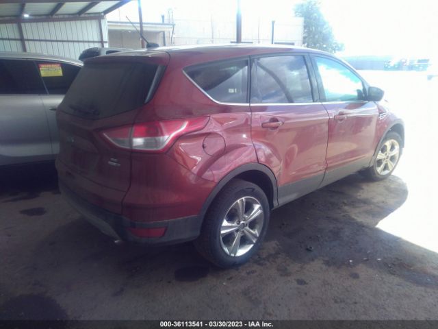 1FMCU9G98GUC45475 Ford ESCAPE SE