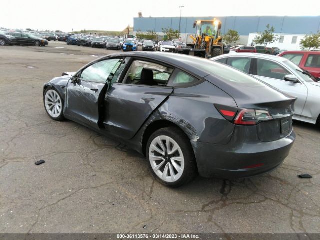 5YJ3E1EB9PF389621 Tesla MODEL 3