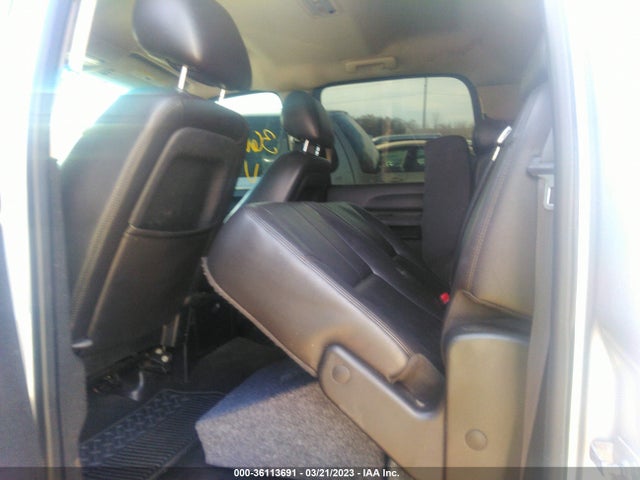 2011 GMC SIERRA 1500 SLE VIN: 3GTP2VE38BG232174