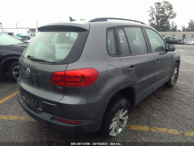 WVGAV7AX7HK043370 Volkswagen TIGUAN