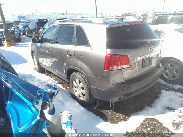 2013 KIA SORENTO LX VIN: 5XYKTDA22DG319195