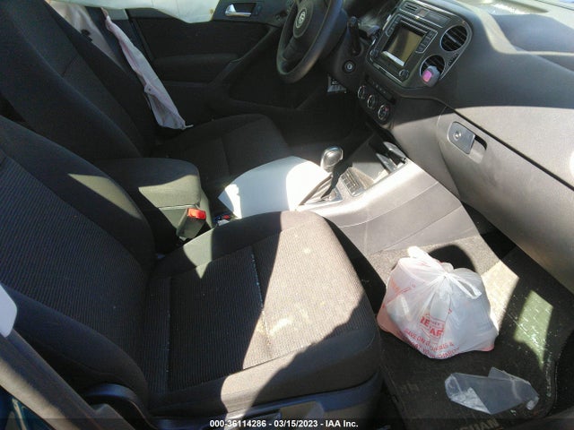 WVGBV7AX0HK053517 Volkswagen TIGUAN