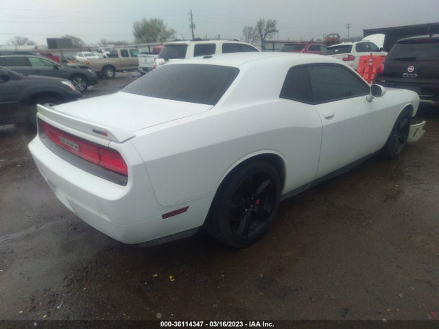 Dodge Challenger Srt8 2014 2C3CDYCJ9EH133884 Image 4