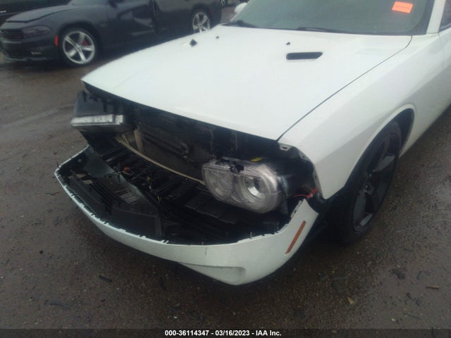 Dodge Challenger Srt8 2014 2C3CDYCJ9EH133884 Image 6