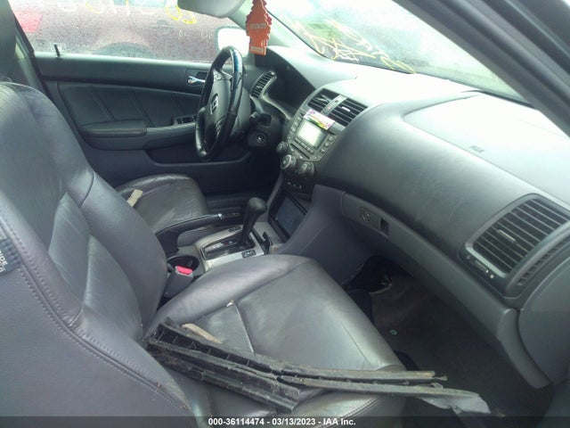 2004 HONDA ACCORD SDN EX VIN: 1HGCM568X4A108767