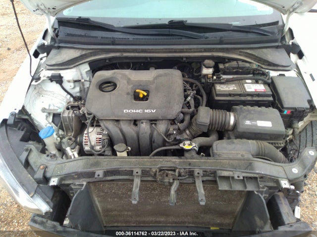 2018 HYUNDAI ELANTRA SEL VIN: 5NPD84LF0JH215853