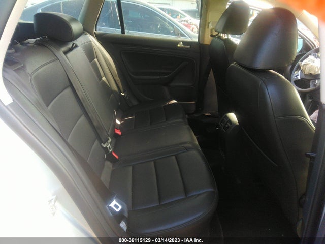 3VWPL7AJ2EM626141 Volkswagen Jetta Sportwagen Tdi W/sunroof