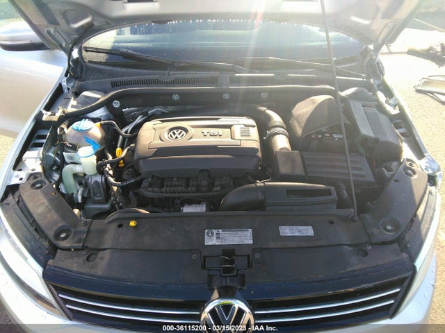 3VWD17AJ7EM256183 Volkswagen Jetta Sedan Se W/connectivity