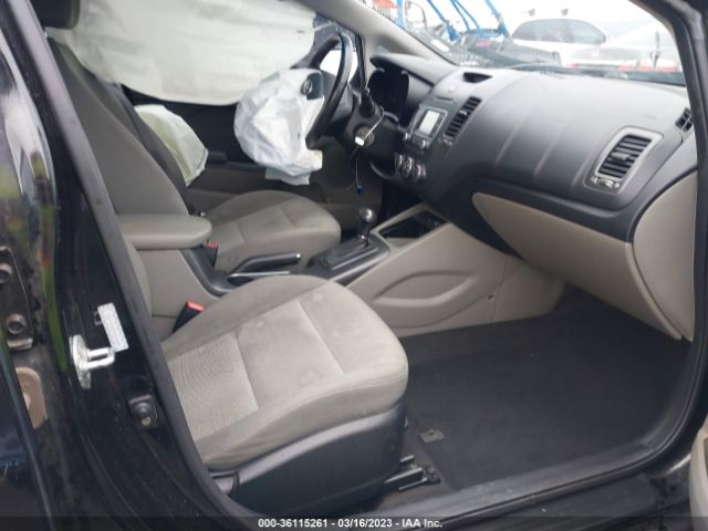 KNAFX4A82E5105860 KIA FORTE EX