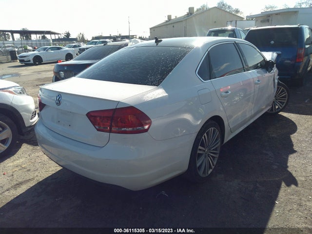 1VWBT7A38FC108713 Volkswagen Passat 1.8t Sport