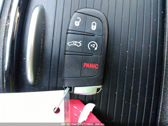 2C3CCABG5JH240036 Chrysler 300 300s