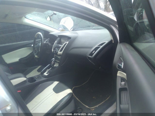 2013 FORD FOCUS TITANIUM VIN: 1FADP3N28DL122950