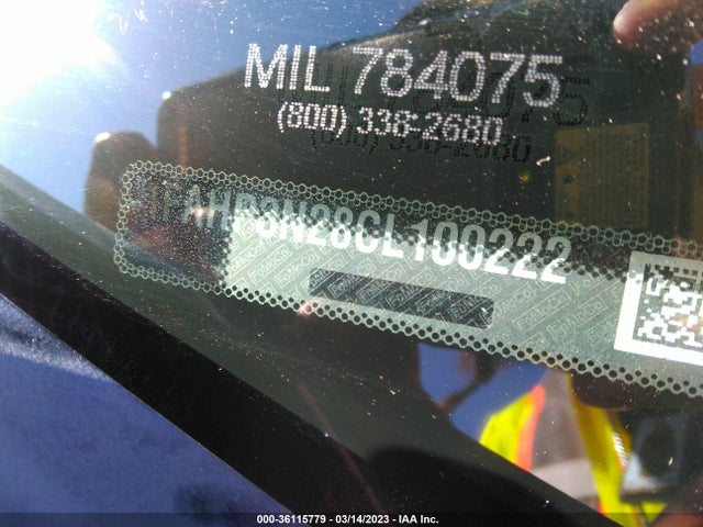 2012 FORD FOCUS TITANIUM VIN: 1FAHP3N28CL100222