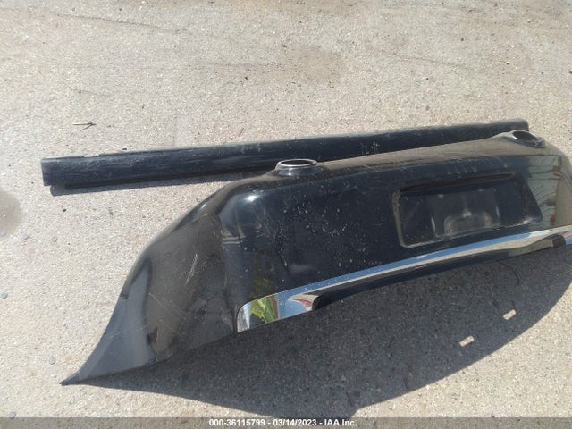 2013 CHRYSLER 300 VIN: 2C3CCAAG3DH588830
