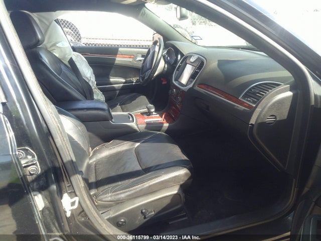 2013 CHRYSLER 300 VIN: 2C3CCAAG3DH588830