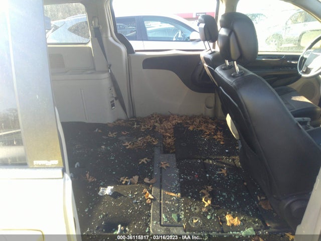 2C4RC1BG0ER324786 Chrysler Town & Country Touring