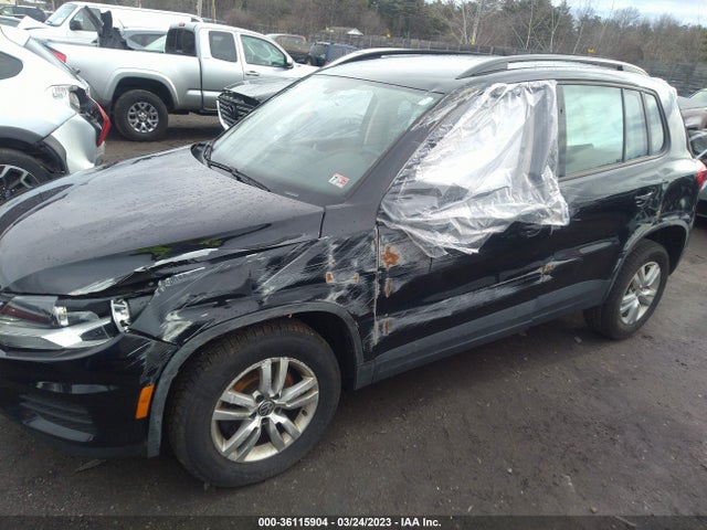 WVGBV7AX9HK021097 Volkswagen TIGUAN