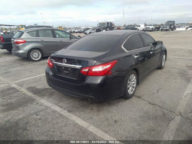 1N4AL3AP7HN321014 Nissan Altima 2.5 S