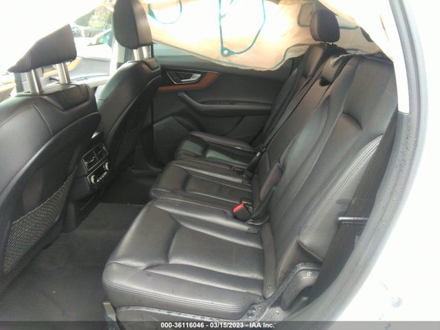 WA1LAAF73HD054850 Audi Q7 Premium Plus