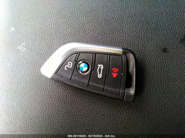 3MW5R1J05M8B77670 BMW 3 Series 330i