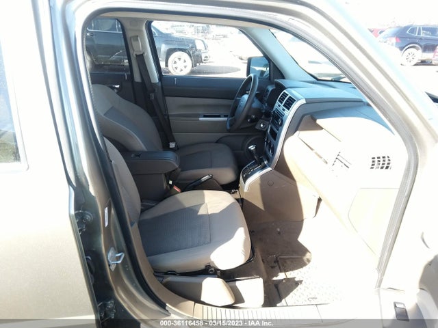 2008 JEEP PATRIOT SPORT VIN: 1J8FF28W68D665642