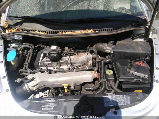 Volkswagen New Beetle Gls 2001 3VWCC21C81M404779 Image 12